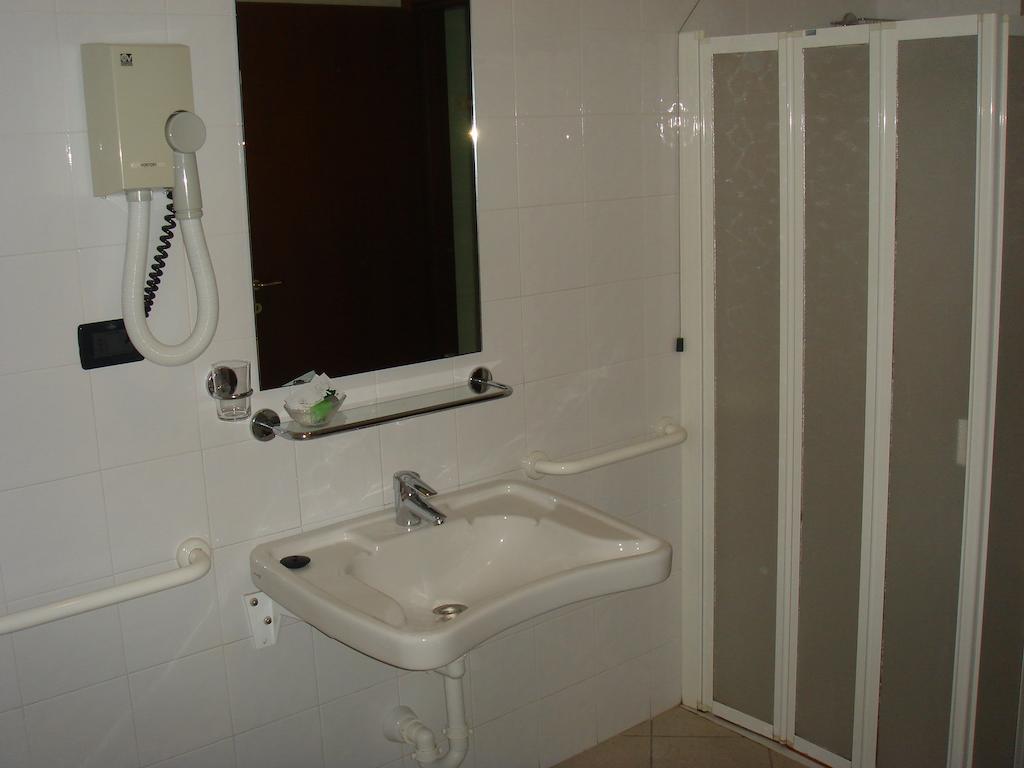 Albergo Il Gufo Parme Chambre photo