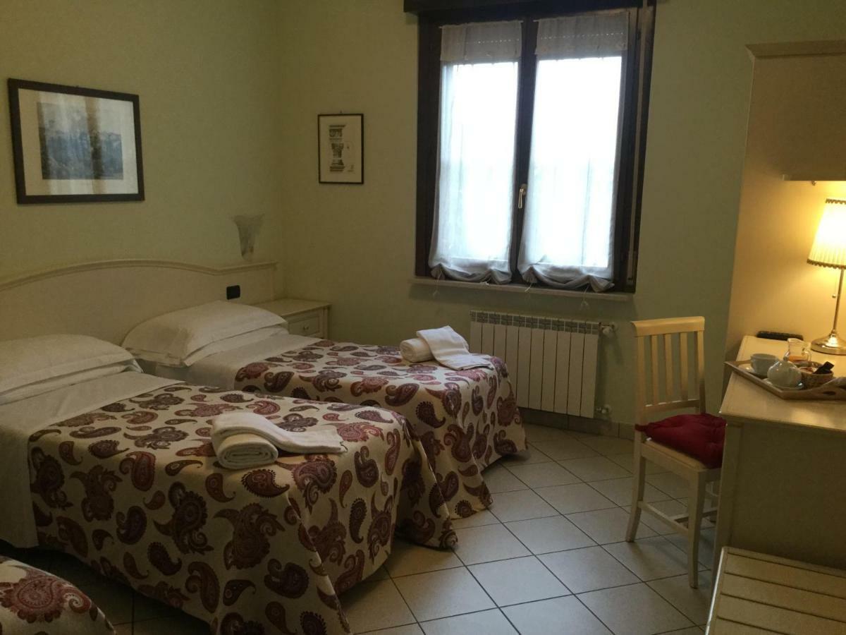 Albergo Il Gufo Parme Extérieur photo